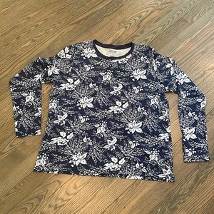 Land's End Women's sz LG long sleeved t shirt, relaxed fit